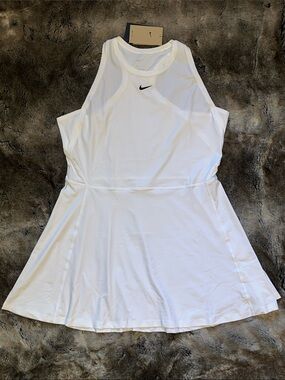 Nike Victory Tennis Dress  Women's XL Slim  Dri-Fit  White NWT $85